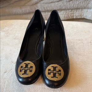 Tory Burch Black Leather Mid Block Heel Pumps with Gold Logo